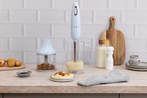 Smeg Frullatore Immersione con Accessori 50's Style – Azzurro LUCIDO – HBF03PBEU
