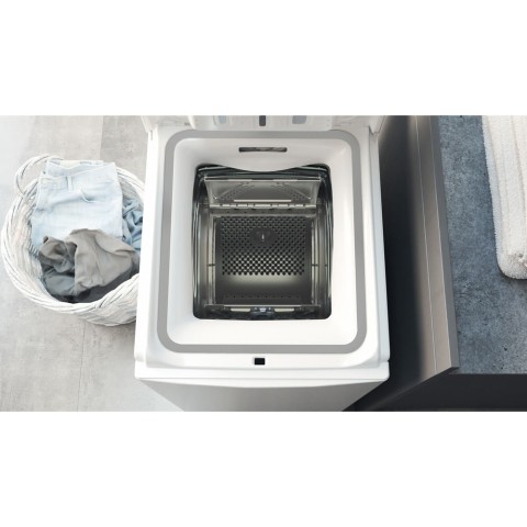Hotpoint Ariston Lavatrice a libera installazione WMTG 723B IT