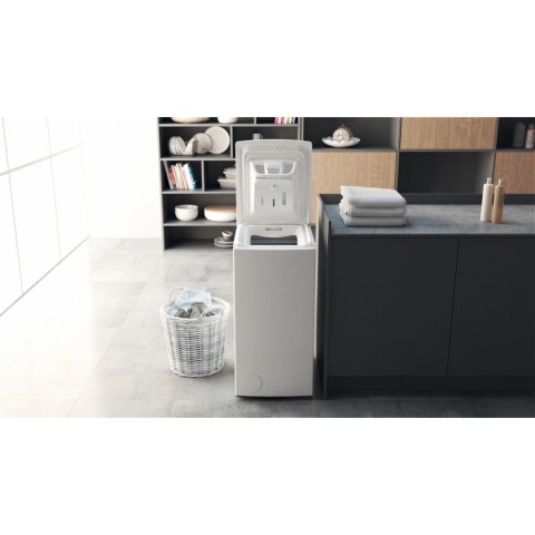 Hotpoint Ariston Lavatrice a libera installazione WMTG 723B IT