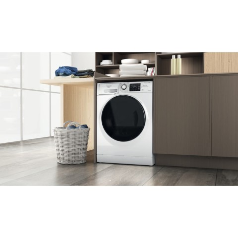 Hotpoint Ariston Active Lavasciuga a libera installazione NDB 9636 DA IT