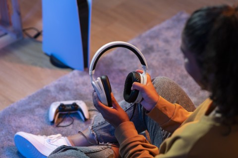 Trust GXT 498 Forta Auricolare Cablato A Padiglione Gaming Nero, Bianco