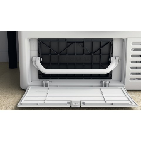 Whirlpool Asciugatrice a libera installazione - FFT M11 82 IT R