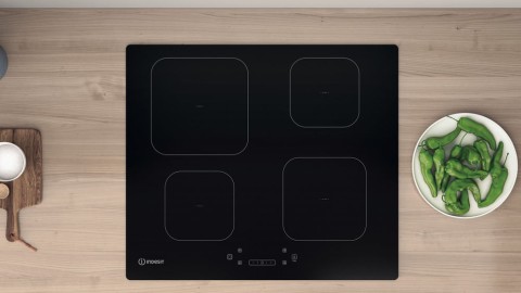 Indesit Piano cottura a induzione IS 83Q60 NE - IS 83Q60 NE