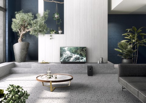 Panasonic SC-HTB490: sottile soundbar con bassi potenti