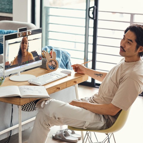 HP 23.8 inch All-in-One 24-cr0044nl PC Intel® Core™ i3 i3-1315U 60,5 cm (23.8") 1920 x 1080 Pixel PC All-in-one 8 GB DDR4-SDRAM 512 GB SSD Windows 11 Home Wi-Fi 6 (802.11ax) Bianco
