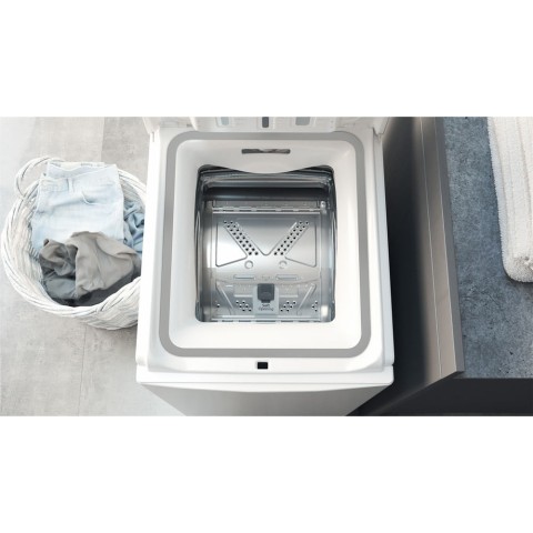Hotpoint Ariston Lavatrice a libera installazione WMTG 625BS IT/1