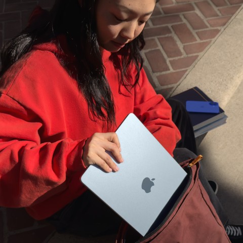 Apple MacBook Air 13'' M4 chip 10-core CPU 8-core GPU, 16GB, 256GB SSD - Celeste